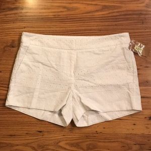 CREMIEUX white crotchet shorts